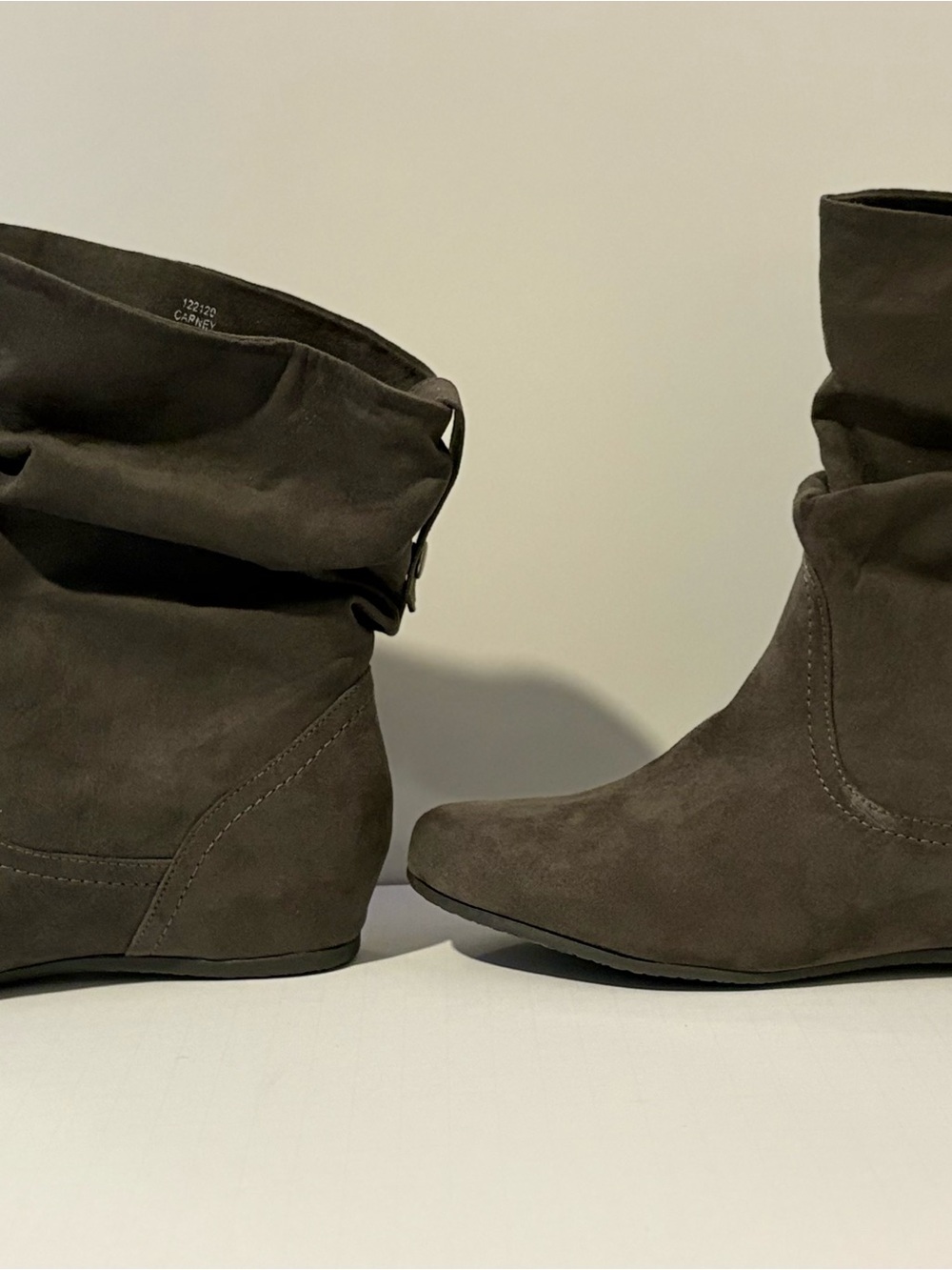 XAPPEAL Carney Womens Size 10 Gray Faux Suede Slouch Wedge Ankle Boots